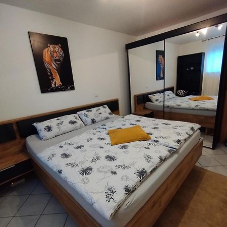 Apartamento Eneya Rotenburg an der Fulda Exterior foto